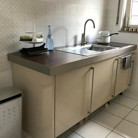 Garden View Apartment *